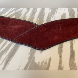 Anne Kline 80s Suede back buckle belt